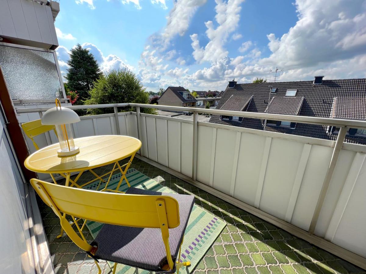 Beautiful 2-Room Apartment With Balkony In Willich Kültér fotó